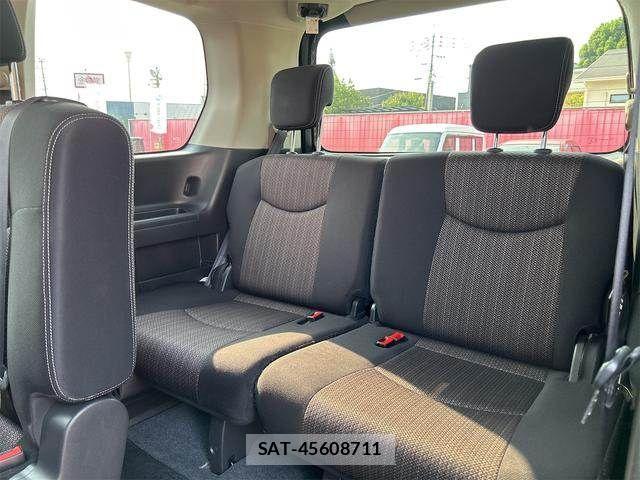 Nissan SERENA 2016-06 8831500-17
