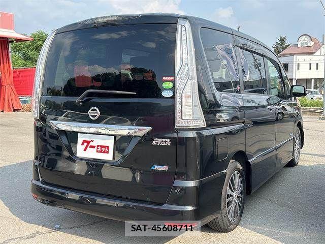 Nissan SERENA 2016-06 8831500-5