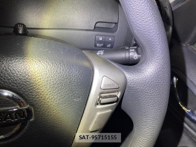 Nissan SERENA 2014-03 8831509-12