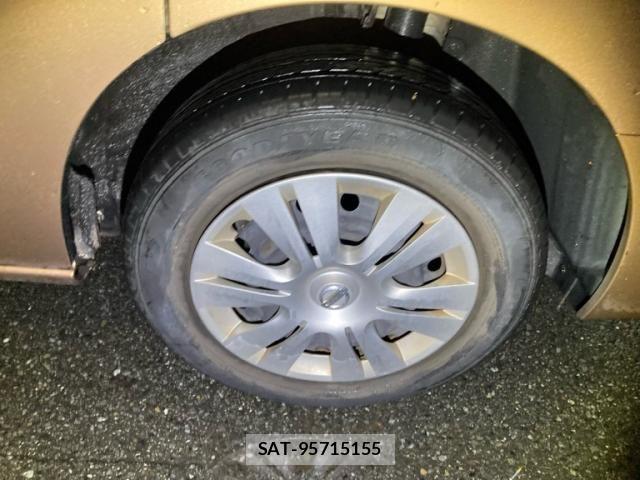 Nissan SERENA 2014-03 8831509-4