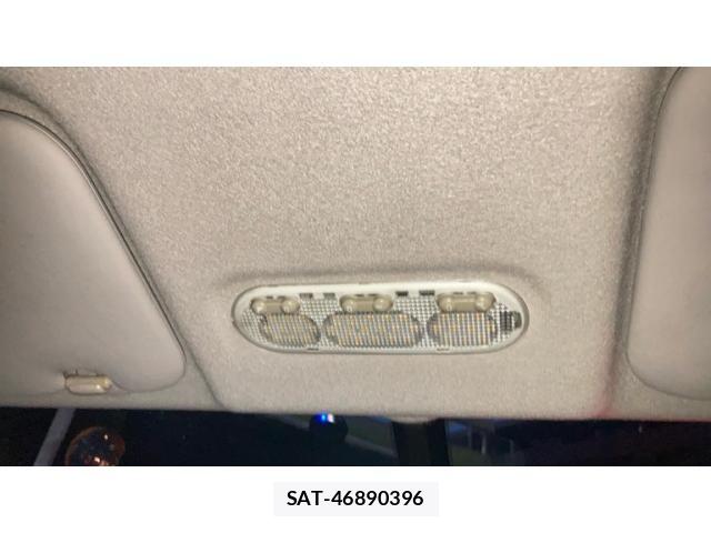 Nissan SERENA 2013-09 8831523-15