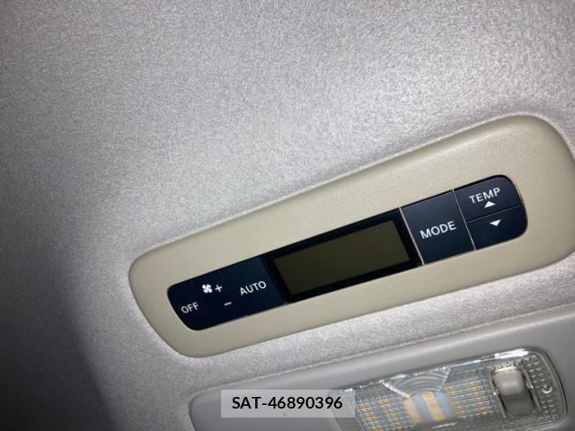 Nissan SERENA 2013-09 8831523-23