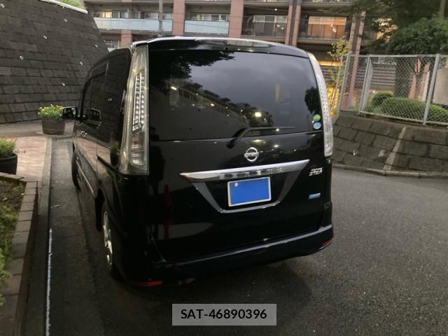 Nissan SERENA 2013-09 8831523-2