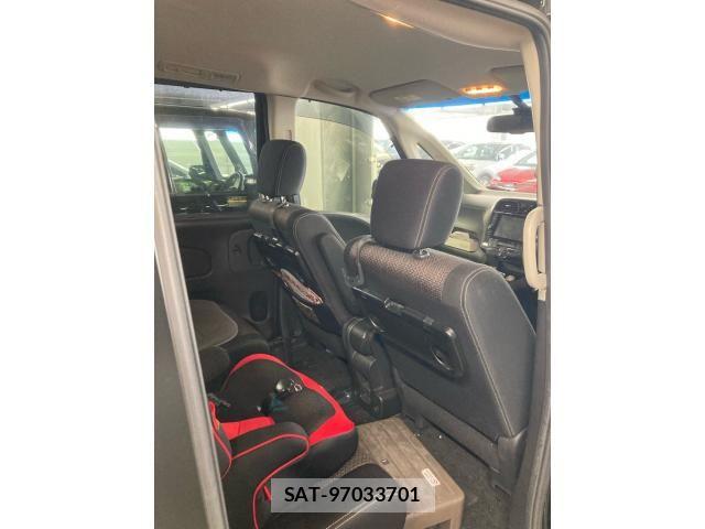 Nissan SERENA 2016-05 8831520-12
