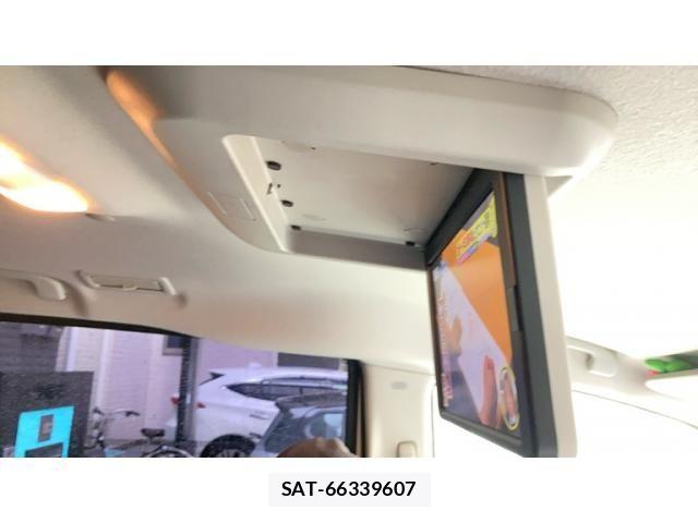 Nissan SERENA 2018-11 8831503-12