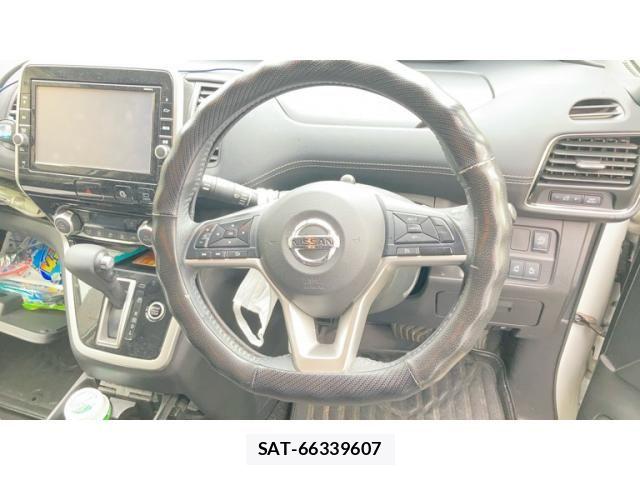 Nissan SERENA 2018-11 8831503-8