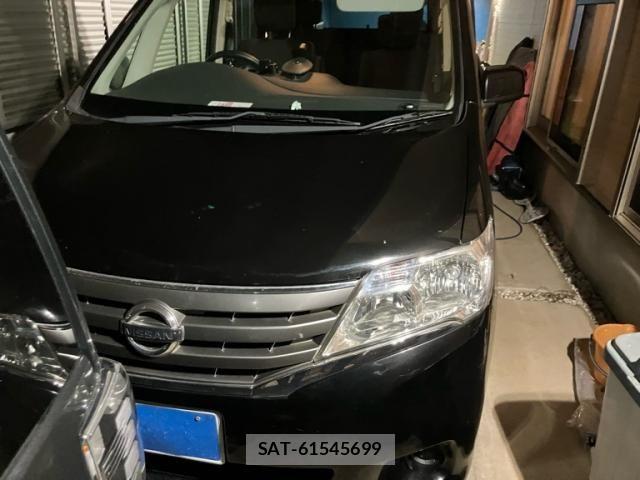 Nissan SERENA 2013-08 8831516-1