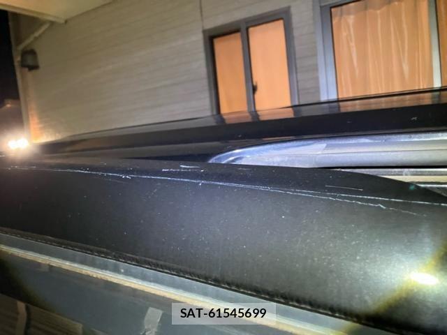 Nissan SERENA 2013-08 8831516-7
