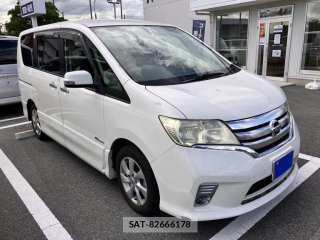 Nissan SERENA 2013-03 8831529-0