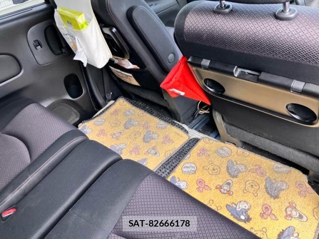 Nissan SERENA 2013-03 8831529-14