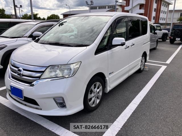 Nissan SERENA 2013-03 8831529-1
