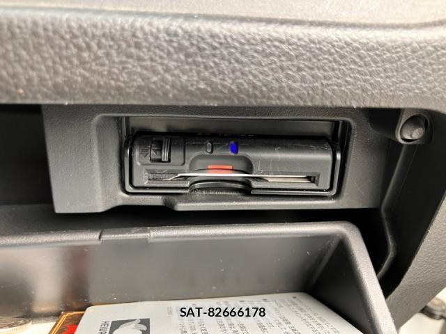 Nissan SERENA 2013-03 8831529-19