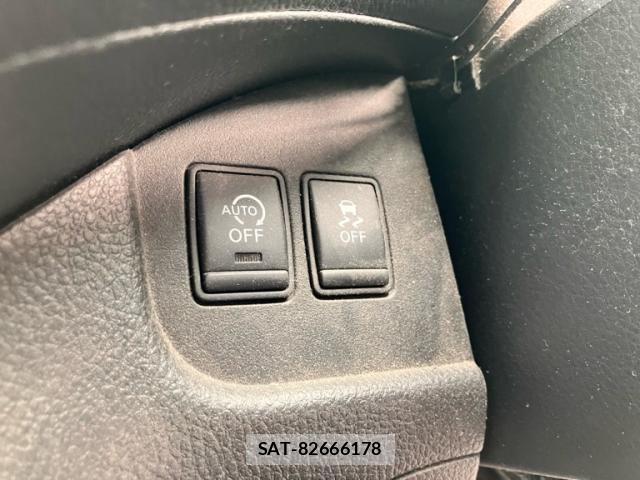 Nissan SERENA 2013-03 8831529-20
