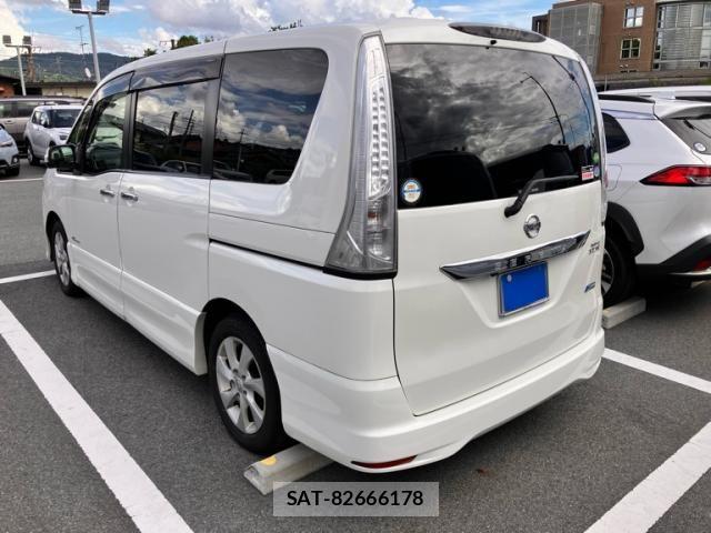 Nissan SERENA 2013-03 8831529-2