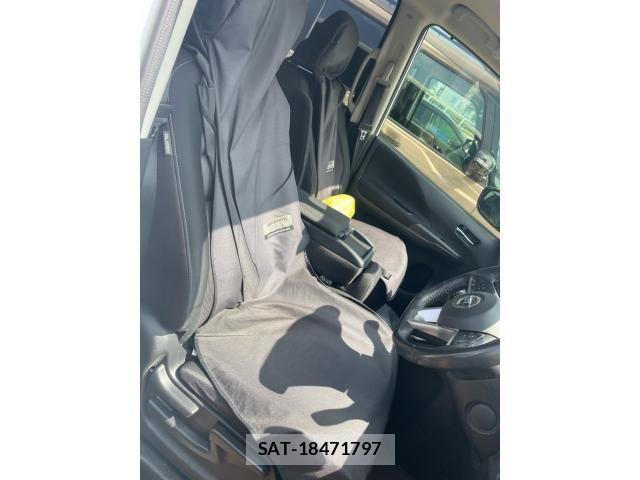 Nissan SERENA 2017-12 8831508-9