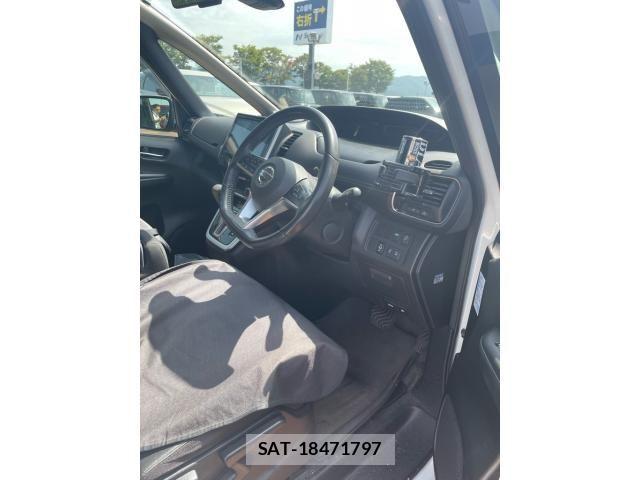Nissan SERENA 2017-12 8831508-8