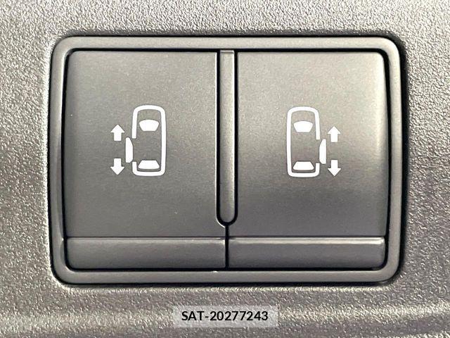 Nissan SERENA 2018-02 8850607-5