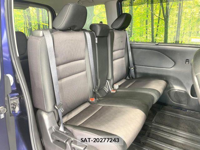 Nissan SERENA 2018-02 8850607-8