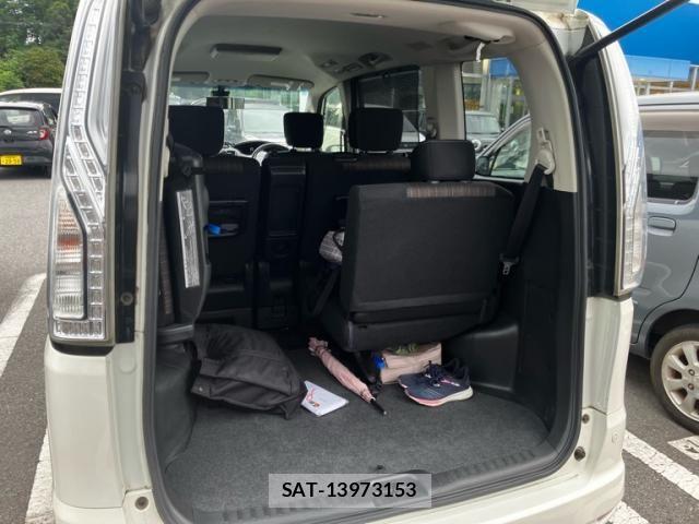 Nissan SERENA 2015-12 8850615-10