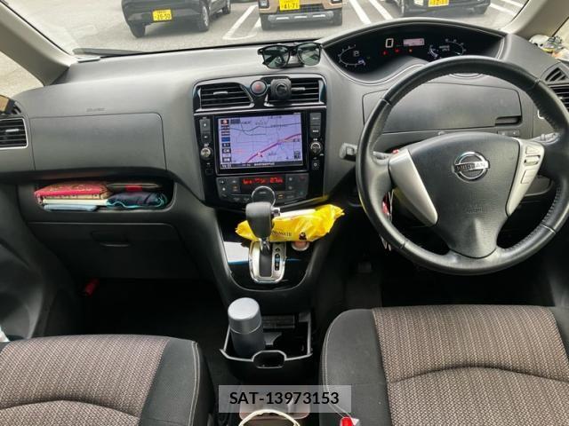 Nissan SERENA 2015-12 8850615-12