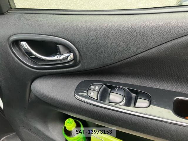 Nissan SERENA 2015-12 8850615-16