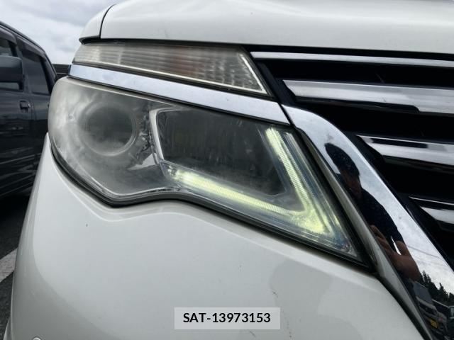 Nissan SERENA 2015-12 8850615-4