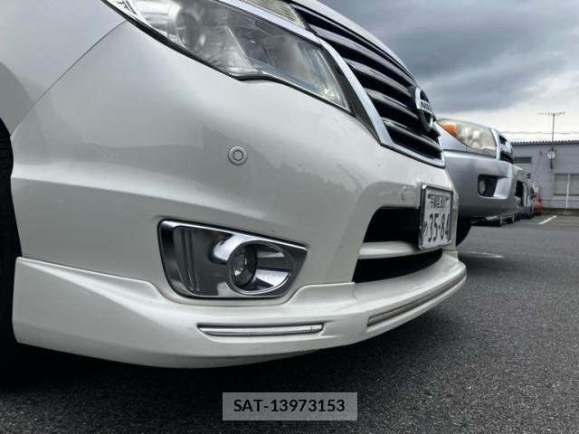 Nissan SERENA 2015-12 8850615-6