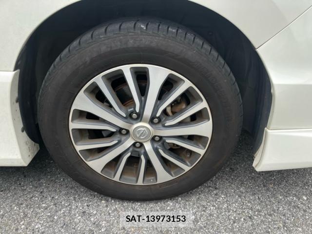 Nissan SERENA 2015-12 8850615-7