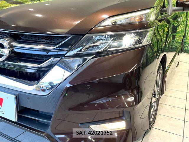 Nissan SERENA 2016-11 8849944-12