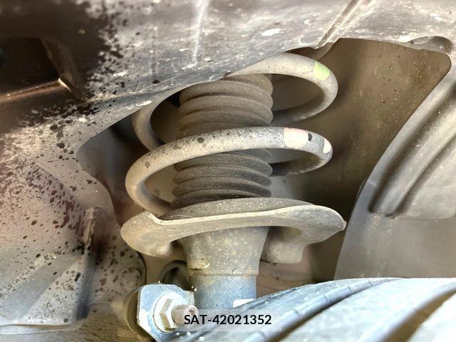 Nissan SERENA 2016-11 8849944-19
