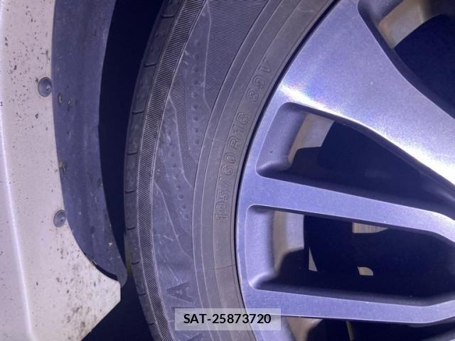 Nissan SERENA 2014-01 8850617-4