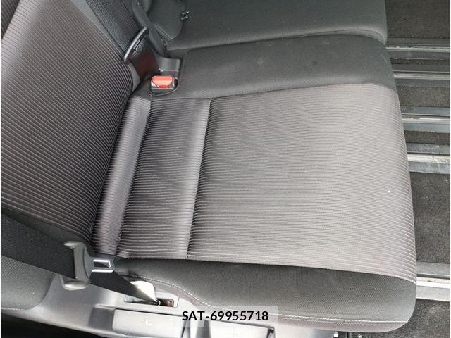 Nissan SERENA 2017-08 8850609-22