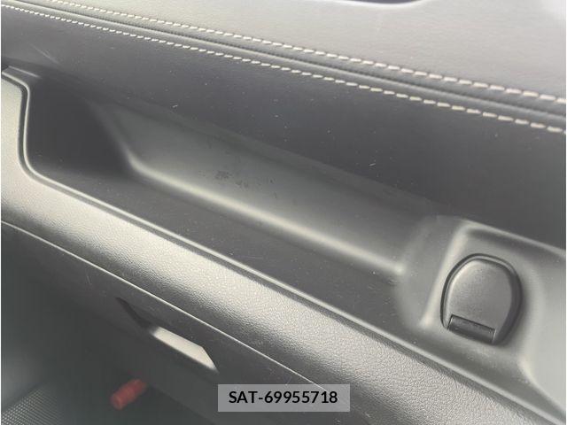 Nissan SERENA 2017-08 8850609-7