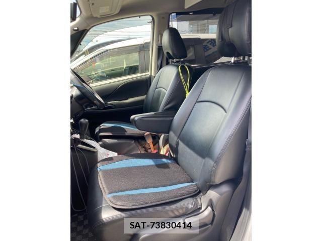 Nissan SERENA 2017-04 8849911-10