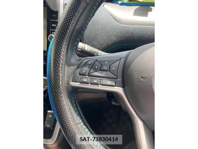 Nissan SERENA 2017-04 8849911-17