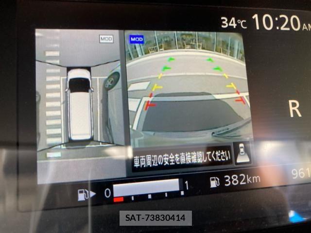 Nissan SERENA 2017-04 8849911-24