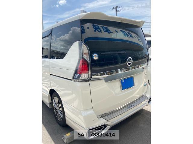 Nissan SERENA 2017-04 8849911-5
