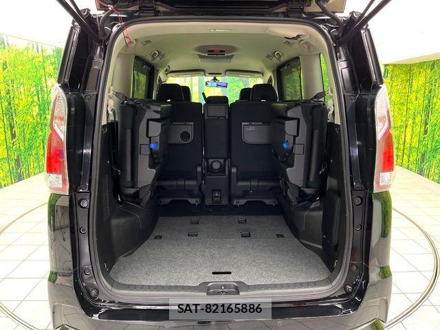 Nissan SERENA 2017-02 8850611-10