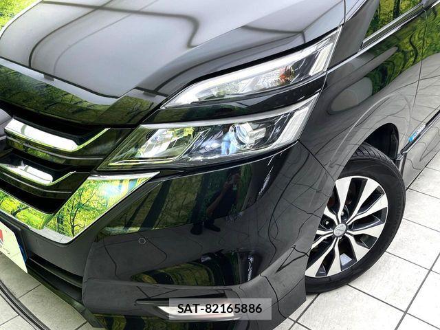 Nissan SERENA 2017-02 8850611-12