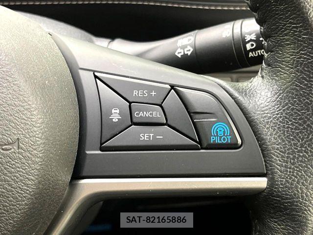 Nissan SERENA 2017-02 8850611-3