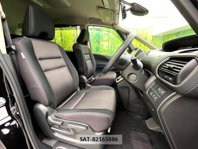 Nissan SERENA 2017-02 8850611-7