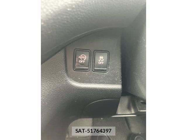 Nissan SERENA 2013-04 8850618-22