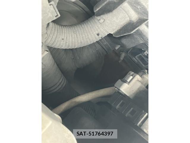 Nissan SERENA 2013-04 8850618-26