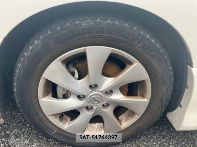 Nissan SERENA 2013-04 8850618-7