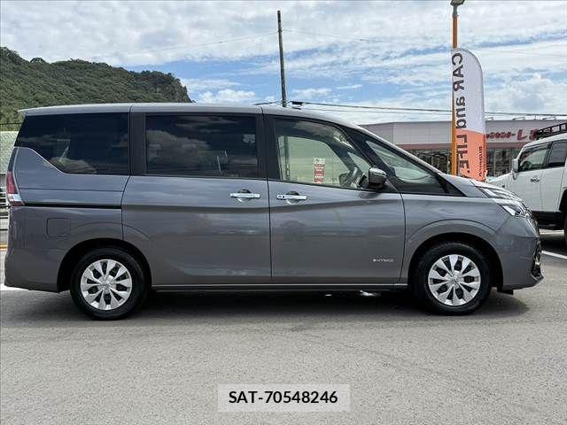 Nissan SERENA 2022-08 8850002-11