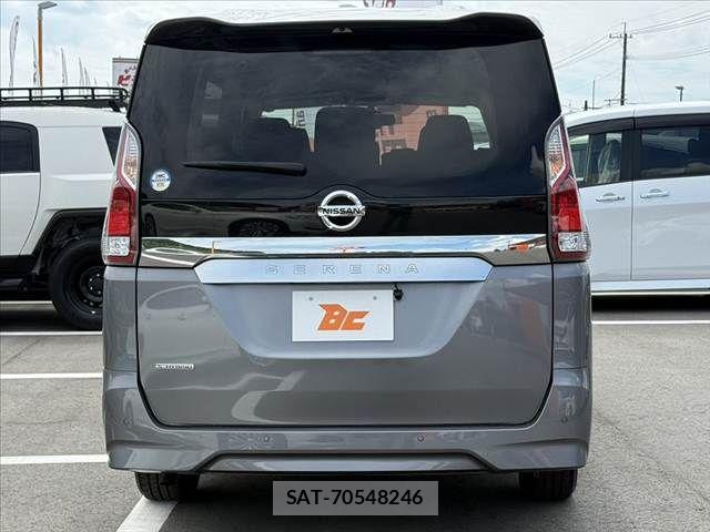 Nissan SERENA 2022-08 8850002-13