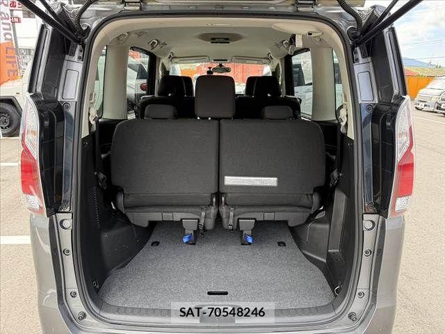 Nissan SERENA 2022-08 8850002-20