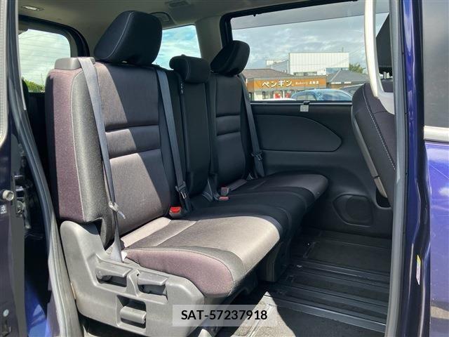 Nissan SERENA 2016-12 8849976-11