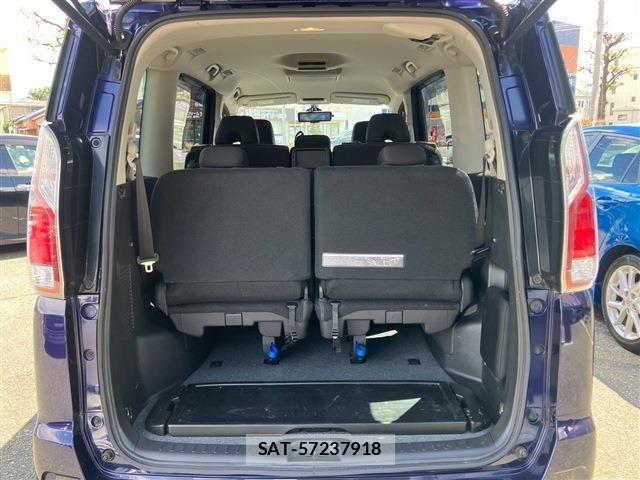 Nissan SERENA 2016-12 8849976-14