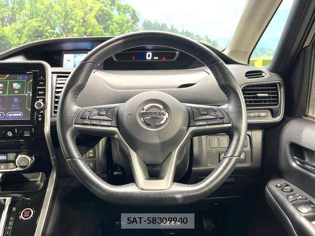 Nissan SERENA 2018-02 8850602-11
